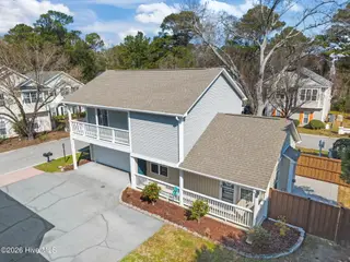 7301 Cassimir Place, Wilmington, NC 28412 – photo 6: 6-web-or-mls-DJI_20260306104524_0023_D