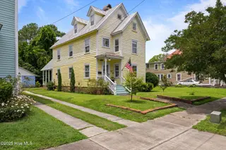 409 Hancock Street, New Bern, NC 28560 – photo 1: 1-web-or-mls-DSC_7985