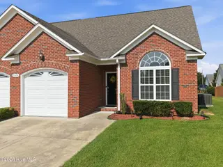2120 Remington Court B, Greenville, NC 27834 – photo 3: IMG_3837