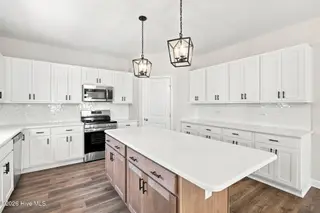 4214 Tinsley Court, Ayden, NC 28513 – photo 16: 35-web-or-mls-IMG_4284-Edited