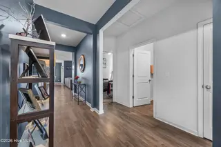 124 Tributary Circle, Wilmington, NC 28401 – photo 4: 9_hallway