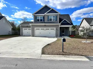 820 Tuscarora Trail, Jacksonville, NC 28546 – photo 4: IMG_5917