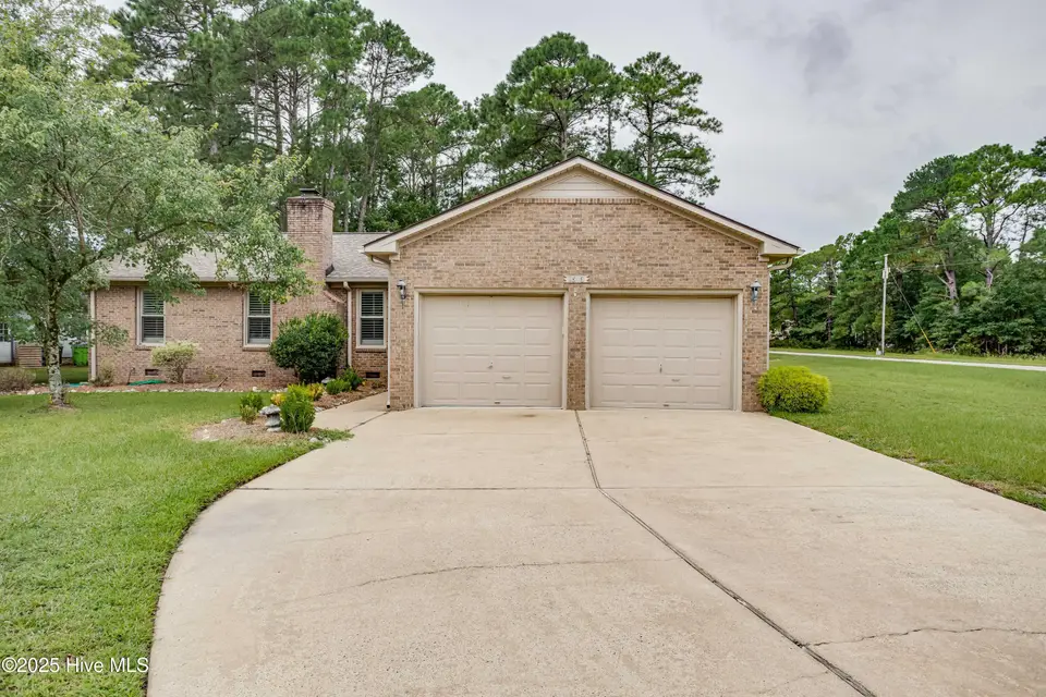1513 Caracara Drive, New Bern, NC 28560 – photo 1 of 45: IMG_0944HDR