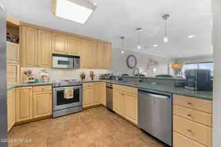 23 Batts Hill Road, New Bern, NC 28562 – photo 14: 21-web-or-mls-DSC_8244