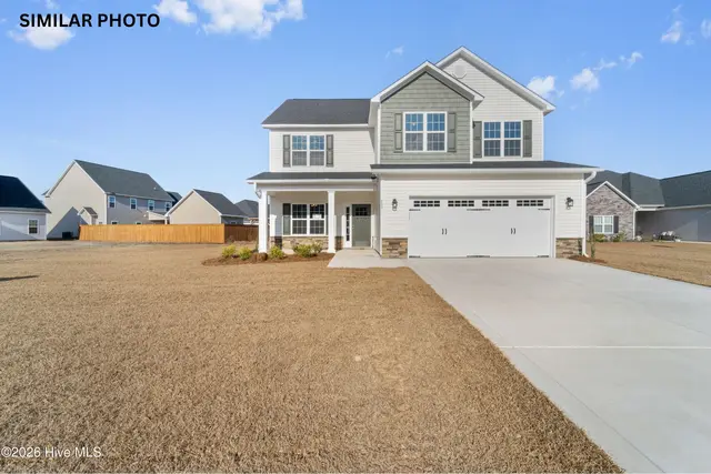 597 Appalachian Trail S, Jacksonville, NC 28546