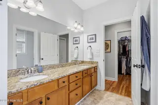3531 White Drive, Morehead City, NC 28557 – photo 22: Primary bathroom