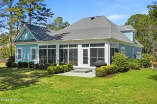 628 Kings Trail, Sunset Beach, NC 28468 – photo 7: 628_Kings_trail_1st_half_048