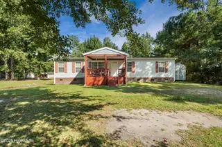 126 Hatcher Drive, Newport, NC 28570 – photo 3: 3_photo-126-hatcher-drive