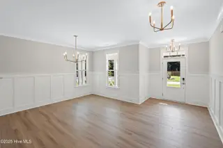 8113 Saltcedar Drive, Wilmington, NC 28411 – photo 8: Entry/Dining