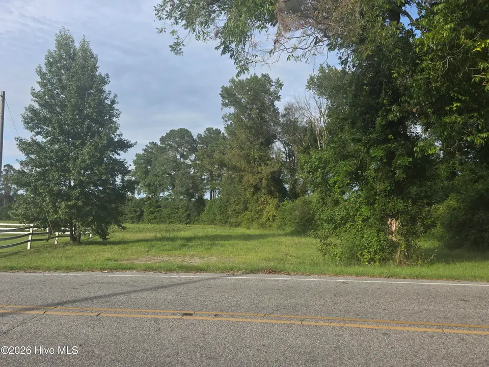 927 Clarendon Chadbourn Road, Chadbourn, NC 28431 – photo 1 of 4: 1000015316