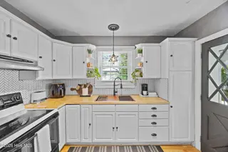 2103 Brandon Road, Wilmington, NC 28405 – photo 22: 22_kitchen