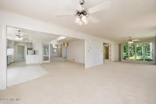 809 Thyme Court, New Bern, NC 28562 – photo 8: 809 Thyme Sun Room and Dining