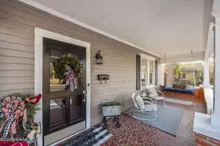 1811 Spencer Avenue, New Bern, NC 28560 – photo 4: 47-web-or-mls-0C0A0362