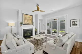 7952 Harrier Circle, Leland, NC 28451 – photo 10: Living Room