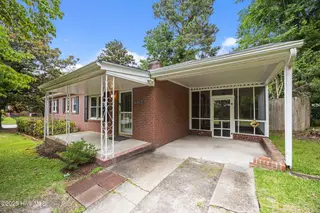 2304 Jefferson Drive, Greenville, NC 27858 – photo 4: 4-web-or-mls-BLS_0002