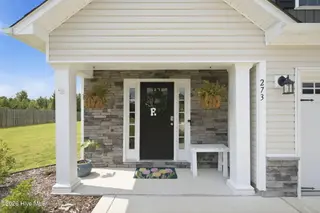 273 W Broughton Lane, Rocky Point, NC 28457 – photo 2