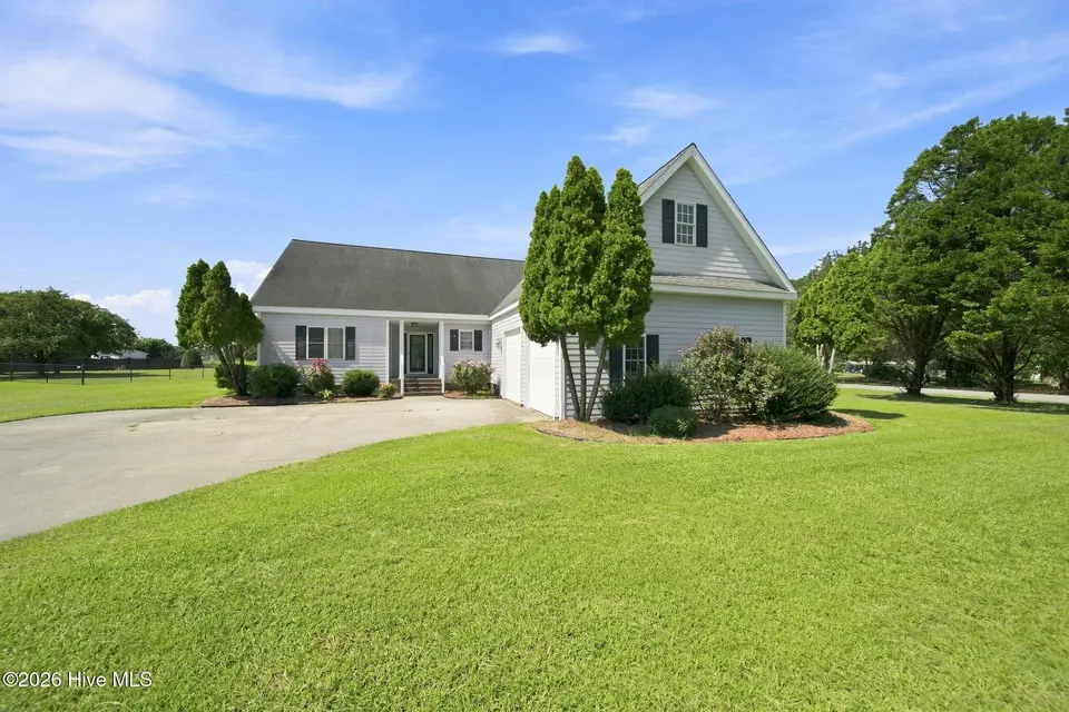 1108 Greenmeade Court, Greenville, NC 27858 – photo 1 of 31: ext main