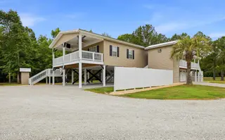 7971 James B White Highway S, Whiteville, NC 28472 – photo 6: 6_7971_james_b_white_hwy_s_006