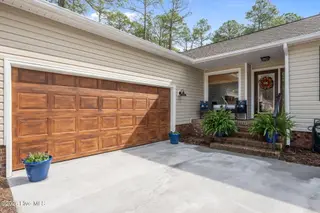 1827 Caracara Drive, New Bern, NC 28560 – photo 3: 3-web-or-mls-DSC_0821