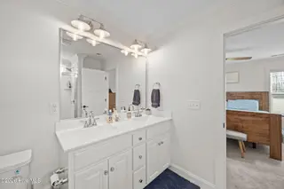 1107 Willowbrook Rn, Ayden, NC 28513 – photo 22: Master Bath
