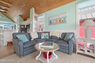 112 Sandpiper Court, Atlantic Beach, NC 28512 – photo 13: living room