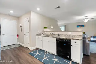 634 Aurora Place, Hampstead, NC 28443 – photo 16: mls-DSC03429