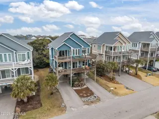 308 Oceanaire Lane, Surf City, NC 28445 – photo 5: 8-web-or-mls-IMG_7756
