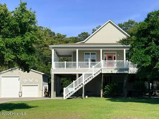234 Sheldon Road, Harkers Island, NC 28531 – photo 1 of 53: IMG_0294