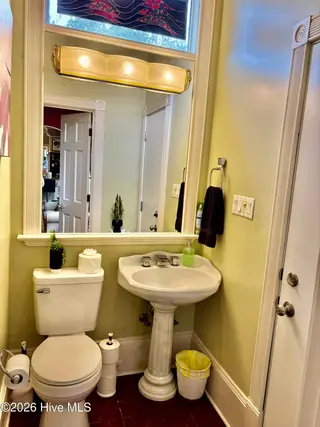 408 Wexford Place, Trent Woods, NC 28562 – photo 21: Half bath