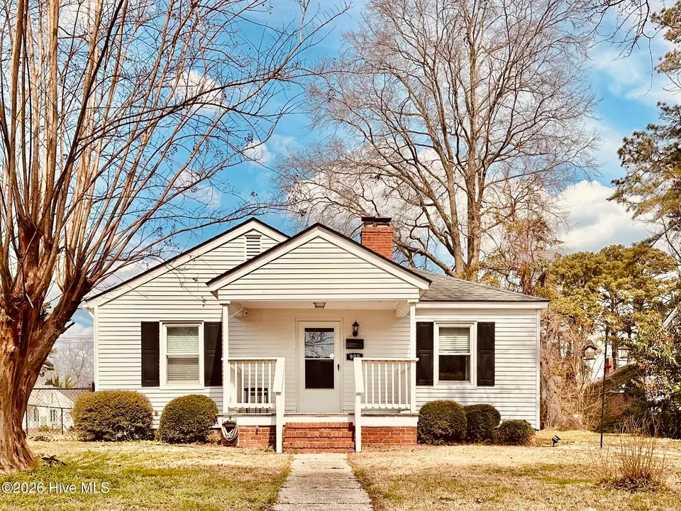 900 Tuscarora Avenue, Elizabeth City, NC 27909 – photo 1 of 26: 900 Tuscarora Ave.