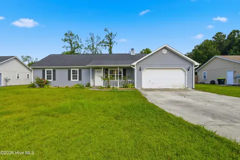 115 Daphne Dr, Hubert