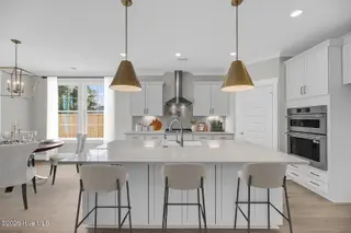 612 Dressage Way, Wilmington, NC 28411 — 4-bedroom home in Scotts Hill Village, Wilmington, NC, photo 7 of 17: Kitchen