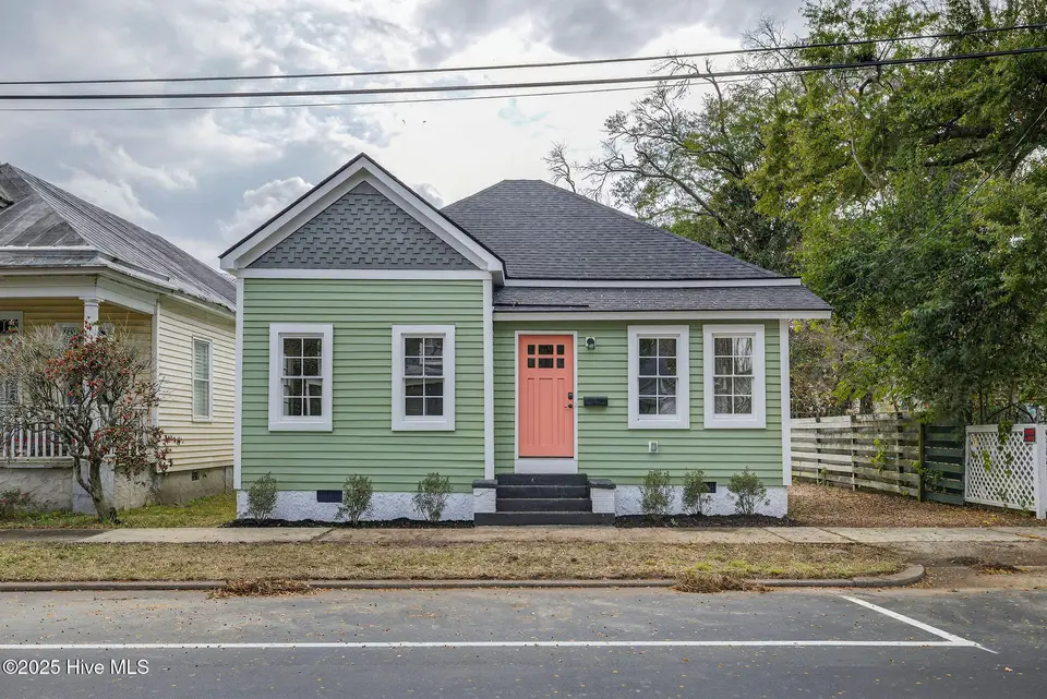 710 Grace Street, Wilmington, NC 28401 – photo 1 of 35: 710GraceStreet-2