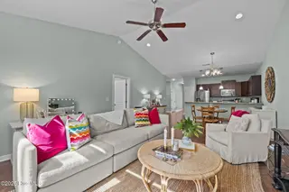 3303 Hogan Court B, Morehead City, NC 28557 – photo 12: 25-web-or-mls-1S3A9335