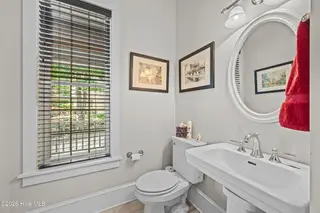 1821 Baywater Court SE, Bolivia, NC 28422 — 3-bedroom home in Winding River Plantation, Bolivia, NC, photo 23 of 69: Bathroom (35)