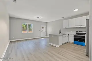 1005 Queen Street, Wilmington, NC 28401 — 3-bedroom home in Downtown, Wilmington, NC, photo 15 of 52: 17-IMG_0161