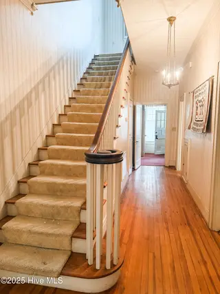 103 S Pender Street, Fremont, NC 27830 – photo 11: Staircase