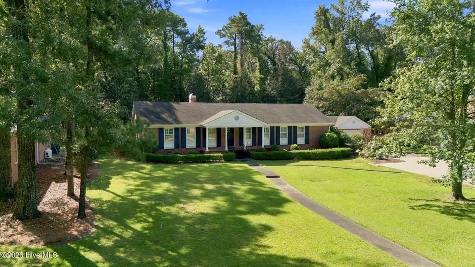 3601 Wedgewood Drive, Trent Woods, NC 28562 – photo 1 of 59: 2-web-or-mls-DJI_20260909103507_0150_D