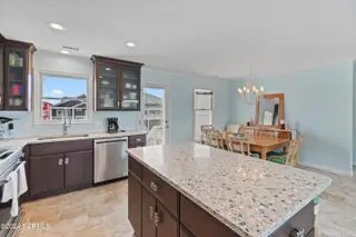 272 Brunswick Avenue W, Holden Beach, NC 28462 – photo 7: 272BrunswickAveW - 19