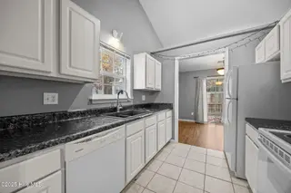 2916 Flintridge Drive, Greenville, NC 27834 – photo 10: 9