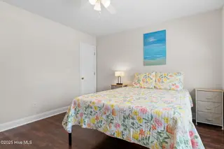 103 NE 5th Street, Oak Island, NC 28465 – photo 17: 21-web-or-mls-CAMMediaLLC.com (21 of 40)