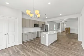 507 Sandy Hollow Drive, Jacksonville, NC 28540 – photo 7: Photo of Similar Home
