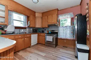 606 W Colonial Avenue, Elizabeth City, NC 27909 – photo 11: DSC_1369-2