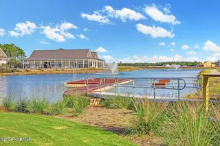 911 Everlong Lane, Wilmington, NC 28412 — 3-bedroom townhome in Riverlights, Wilmington, NC, photo 20 of 31: Kayak Launch