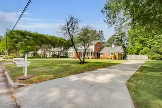 1912 Greenbriar Road, Kinston, NC 28501 – photo 6: 1912 Greenbriar Road