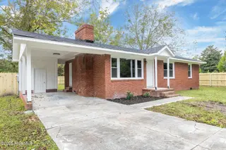 175 Kellumtown Road, Hubert, NC 28539 — 3-bedroom home, Hubert, NC, photo 3 of 23: House (Front 3)