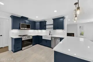 208 Dupont Circle, Greenville, NC 27858 – photo 10: 023_DSC_8168