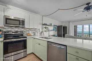 1225 Lake Park Boulevard S 1a, Carolina Beach, NC 28428 – photo 8: 55-web-or-mls-DSC04912