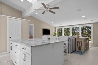 145 Hoop Pole Creek Drive B, Atlantic Beach, NC 28512 – photo 11: 31-web-or-mls-1S3A9241