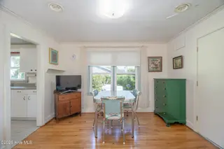 123 Crescent Drive, Beaufort, NC 28516 – photo 9: Dining room